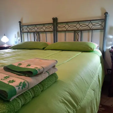 Le Colonne Bed & Breakfast *